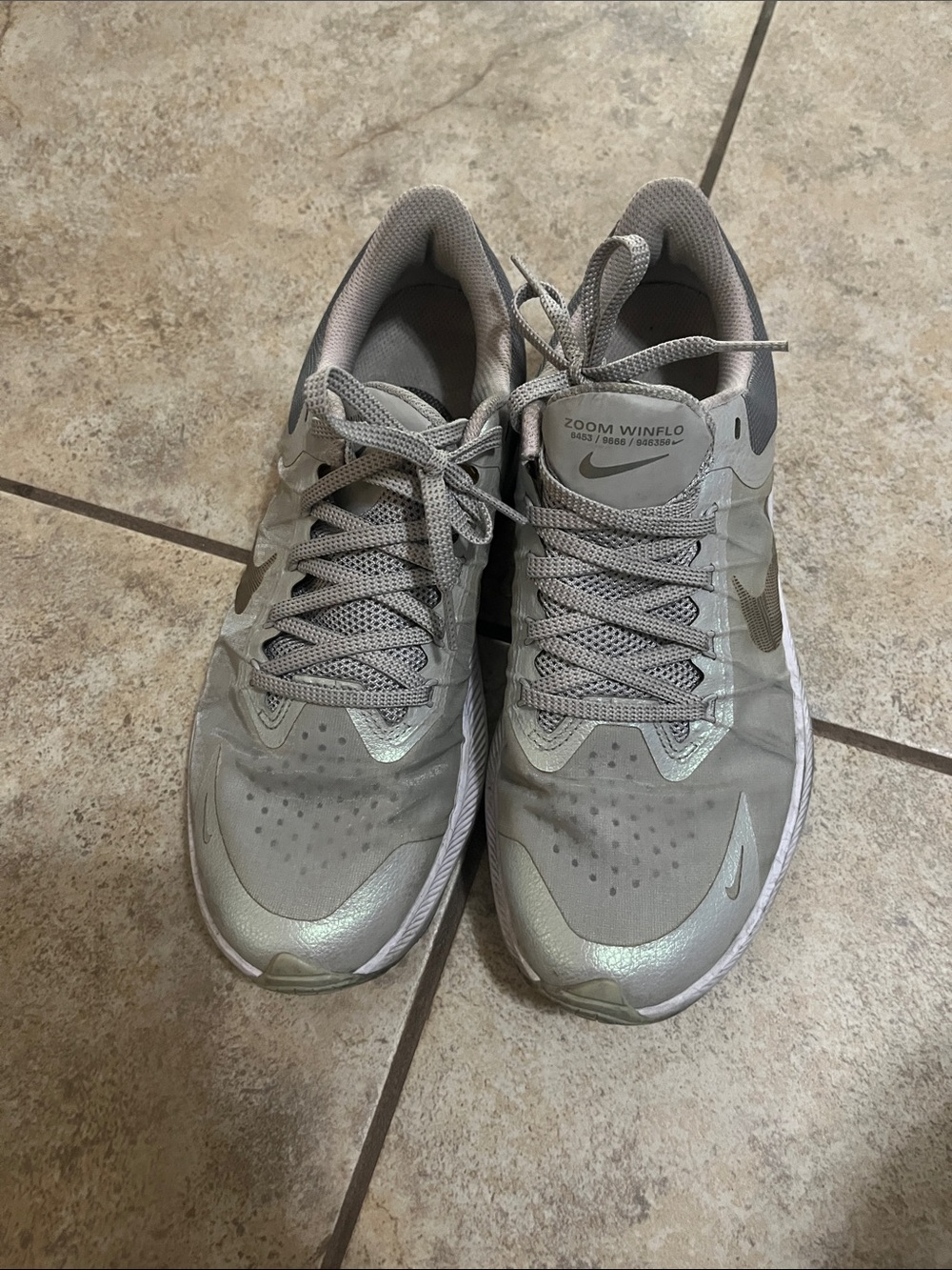 Women’s Nike zoom winflo sneaker